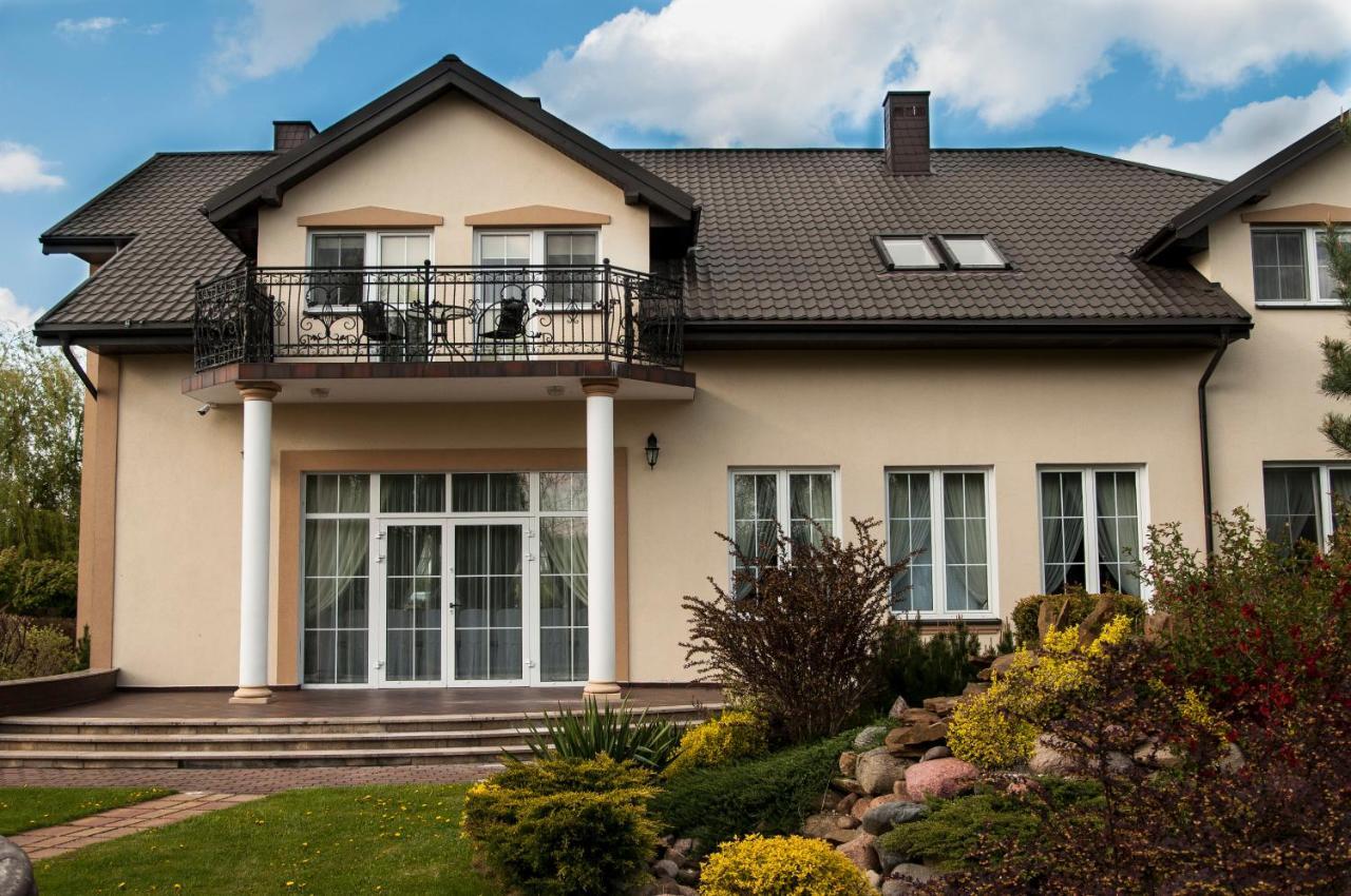 Dworek Jolanta Biała Podlaska Exteriör bild